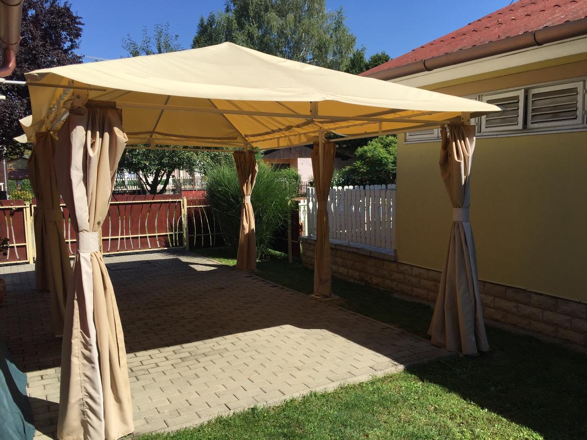 Gunarasi Villa Jacuzzival Dombóvár Zewnętrze zdjęcie